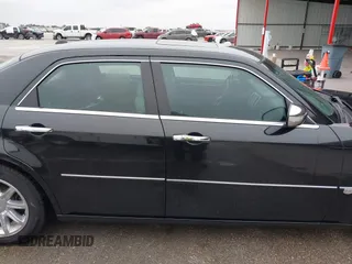 2005 Chrysler 300 with VIN 2C3AA63H45H674987, listed as a IAAI auction lot 41560730 with 101,659 mi miles. Bid and sale history available at carsss.com. Image 13.