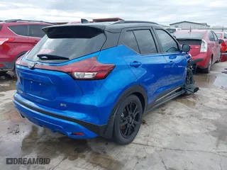 2022 Nissan Kicks SR with VIN 3N1CP5DV0NL495941, listed as a IAAI auction lot 41465827 with 13,062 mi miles. Bid and sale history available at carsss.com. Image 4.