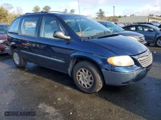 2001 Chrysler Voyager with VIN 1C8GJ25B81B154297, listed as a Copart auction lot 84802984 with 118,661 mi miles and Salvage Title. Bid and sale history available at carsss.com. Image 4.