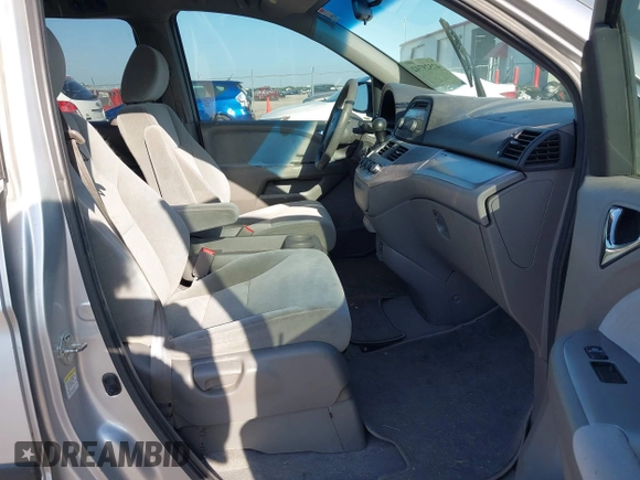 2010 Honda Odyssey LX с VIN 5FNRL3H28AB017461, выставлен на аукционе IAAI как лот 42529742 с пробегом 194 363 миль миль и . История ставок и продаж доступна на DreamBid. Изображение 5.