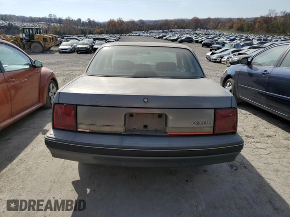 1990 Oldsmobile Cutlass z VIN 2G3AL54R2L2339637, wystawiony jako Copart lot #78364484 z przebiegiem 89 106 mil mil oraz Tytuł czysty. Historia ofert i sprzedaży dostępna na DreamBid. Obrazek 6.