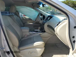 2014 Infiniti QX60 with VIN 5N1AL0MM5EC552698, listed as a Copart auction lot 57071675 with 123,610 mi miles and Salvage title. Bid and sale history available at DreamBid. Image 7.