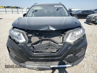 2020 Nissan Rogue SV z VIN JN8AT2MT0LW039933, wystawiony jako Copart lot #82668114 z przebiegiem 95 845 mil mil oraz Szkoda całkowita • Salvage title. Historia ofert i sprzedaży dostępna na DreamBid. Obrazek 5.