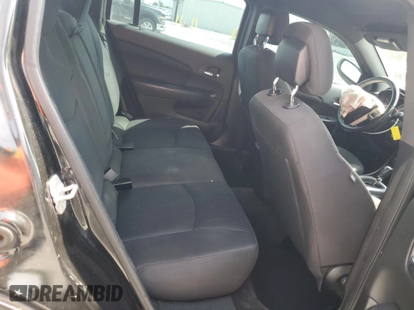 2014 Chrysler 200 Touring z VIN 1C3CCBBB9EN107481, wystawiony jako Copart lot #57303845 z przebiegiem 169 320 mil mil oraz Nie do naprawy • Non repairable. Historia ofert i sprzedaży dostępna na DreamBid. Obrazek 10.