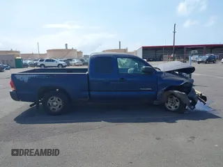 2006 Toyota Tacoma z VIN 5TETX22N96Z288882, wystawiony jako IAAI lot #41677226 z przebiegiem 119 162 mil mil oraz . Historia ofert i sprzedaży dostępna na DreamBid. Obrazek 14.
