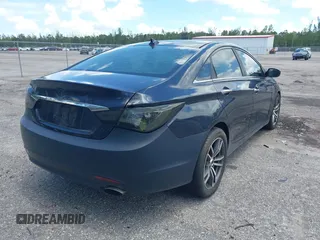2012 Hyundai Sonata SE z VIN 5NPEC4AC6CH352214, wystawiony jako IAAI lot #42491210 z przebiegiem 236 292 mil mil oraz . Historia ofert i sprzedaży dostępna na DreamBid. Obrazek 4.