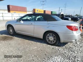 2009 Chrysler Sebring Touring z VIN 1C3LC55D89N501090, wystawiony jako Copart lot #54007345 z przebiegiem 111 381 mil mil oraz Szkody całkowita. Historia ofert i sprzedaży dostępna na DreamBid. Obrazek 2.