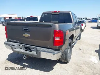2007 Chevrolet Silverado 1500 Work Truck with VIN 2GCEC13J971729555, listed as a IAAI auction lot 41823438 with 280,901 mi miles and . Bid and sale history available at DreamBid. Image 4.