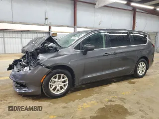 2018 Chrysler Pacifica Touring with VIN 2C4RC1DG2JR131174, listed as a Copart auction lot 73335124 with Not provided miles and Salvage title. Bid and sale history available at DreamBid. Image 1.