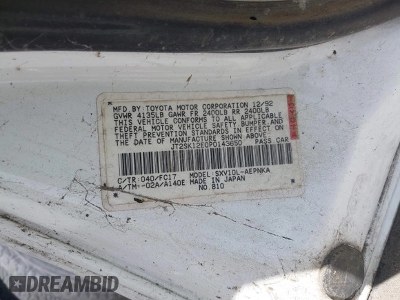 1993 Toyota Camry LE z VIN JT2SK12E0P0143650, wystawiony jako IAAI lot #42345181 z przebiegiem 264 350 mil mil oraz . Historia ofert i sprzedaży dostępna na DreamBid. Obrazek 9.
