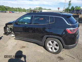 2019 Jeep Compass Latitude z VIN 3C4NJDBB5KT776588, wystawiony jako Copart lot #63143405 z przebiegiem 55 359 mil mil oraz Szkoda całkowita • Salvage title. Historia ofert i sprzedaży dostępna na DreamBid. Obrazek 2.