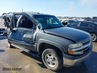 2002 Chevrolet Tahoe LT with VIN 1GNEC13Z42R319646, listed as a IAAI auction lot 41623259 with 250,430 mi miles. Bid and sale history available at carsss.com. Image 1.
