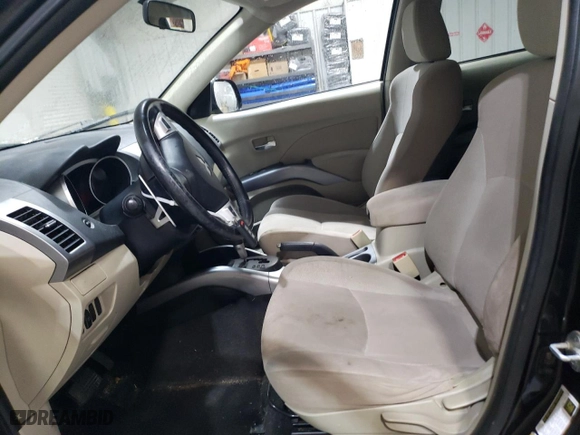 2008 Mitsubishi Outlander XLS with VIN JA4MS41X08Z002699, listed as a Copart auction lot 41884635 with 147,350 mi miles and Salvage Title. Bid and sale history available at carsss.com. Image 7.