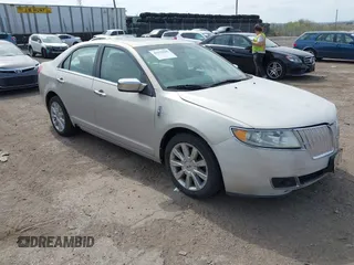 2010 Lincoln MKZ z VIN 3LNHL2GCXAR604027, wystawiony jako IAAI lot #42132842 z przebiegiem 155 302 mil mil oraz . Historia ofert i sprzedaży dostępna na DreamBid. Obrazek 1.