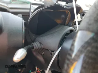 2005 Lotus Elise z VIN SCCPC11105HL30103, wystawiony jako Copart lot #87713445 z przebiegiem Nie podano mil oraz Szkody całkowita. Historia ofert i sprzedaży dostępna na DreamBid. Obrazek 9.
