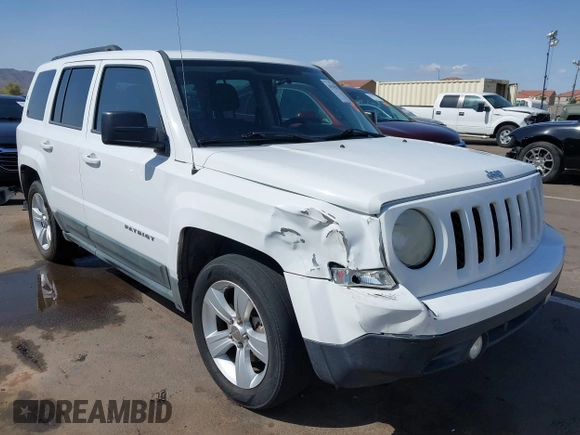 2011 Jeep Patriot Latitude with VIN 1J4NT1GB5BD245263, listed as a IAAI auction lot 41942376 with 215,147 mi miles. Bid and sale history available at carsss.com. Image 6.