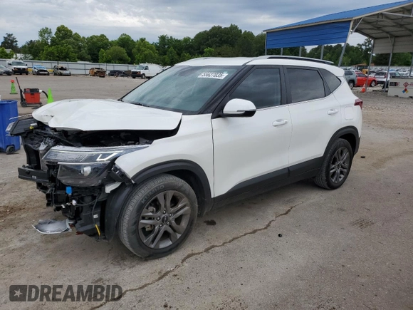 2023 Kia Seltos S with VIN KNDEU2AA4P7432993, listed as a Copart auction lot 55627035 with 13,807 mi miles and Salvage title. Bid and sale history available at DreamBid. Image 1.
