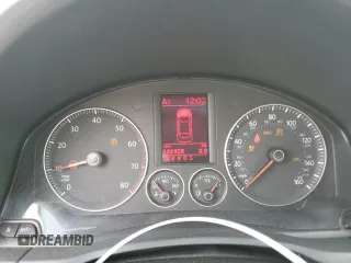 2005 Volkswagen Jetta 2.5L with VIN 3VWDG71K65M606300, listed as a Copart auction lot 57848515 with 108,928 mi miles and Salvage title. Bid and sale history available at DreamBid. Image 9.