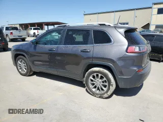2019 Jeep Cherokee Latitude Plus z VIN 1C4PJLLN8KD215917, wystawiony jako Copart lot #49458585 z przebiegiem 103 182 mil mil oraz Czysty tytuł • Clean title. Historia ofert i sprzedaży dostępna na DreamBid. Obrazek 2.