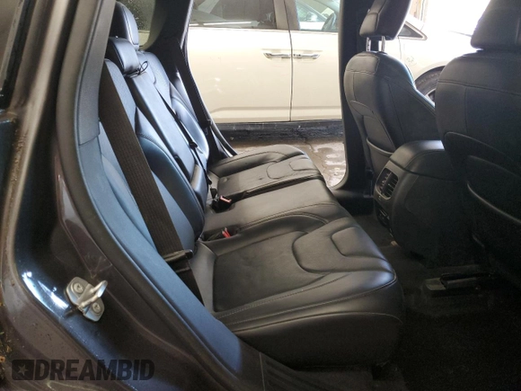 2020 Jeep Cherokee Limited with VIN 1C4PJLDB2LD502823, listed as a Copart auction lot 52770695 with 0 mi miles and Salvage Title. Bid and sale history available at carsss.com. Image 11.