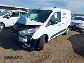 2019 Ford Transit Connect XLT z VIN NM0LS7F21K1423348, wystawiony jako IAAI lot #41906459 z przebiegiem 35 697 mil mil oraz . Historia ofert i sprzedaży dostępna na DreamBid. Obrazek 18.