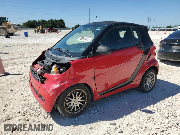 2011 Smart fortwo Passion with VIN WMEEK3BA7BK462796, listed as a Copart auction lot 52819475 with 107,381 mi miles and Salvage title. Bid and sale history available at DreamBid. Image 1.