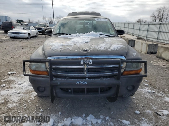 2004 Dodge Dakota z VIN 1D7FL16K54S682499, wystawiony jako Copart lot #42116895 z przebiegiem Nie podano mil oraz Nie do naprawy • Non repairable. Historia ofert i sprzedaży dostępna na DreamBid. Obrazek 5.
