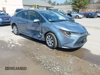 2020 Toyota Corolla LE with VIN JTDEPRAE1LJ058438, listed as a IAAI auction lot 42091884 with 17,788 mi miles and . Bid and sale history available at DreamBid. Image 1.