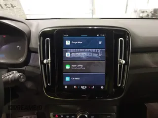 2023 Volvo XC40 Ultimate with VIN YV4ED3UM1P2023016, listed as a IAAI auction lot 42190298 with 22,862 mi miles and . Bid and sale history available at DreamBid. Image 19.