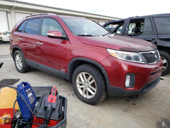 2015 Kia Sorento LX with VIN 5XYKTDA70FG614844, listed as a Copart auction lot 41897655 with Not Provided miles and Clean Title. Bid and sale history available at carsss.com. Image 4.