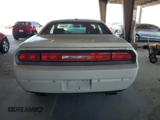 2014 Dodge Challenger R/T with VIN 2C3CDYBTXEH242065, listed as a Copart auction lot 64680095 with Not provided miles and Clean title. Bid and sale history available at DreamBid. Image 6.