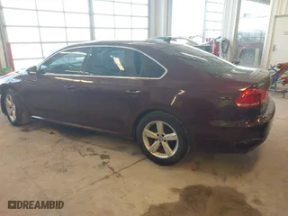 2012 Volkswagen Passat SE with VIN 1VWBH7A31CC015450, listed as a IAAI auction lot 41763605 with 160,288 mi miles. Bid and sale history available at carsss.com. Image 3.