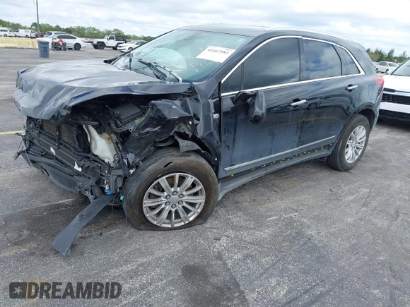 2018 Cadillac XT5 FWD z VIN 1GYKNARS3JZ137039, wystawiony jako IAAI lot #41667581 z przebiegiem 98 281 mil mil oraz . Historia ofert i sprzedaży dostępna na DreamBid. Obrazek 2.