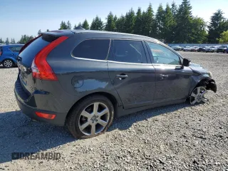 2013 Volvo XC60 T6 z VIN YV4902DZ7D2416551, wystawiony jako Copart lot #59271935 z przebiegiem 135 349 mil mil oraz Szkoda całkowita • Salvage title. Historia ofert i sprzedaży dostępna na DreamBid. Obrazek 3.