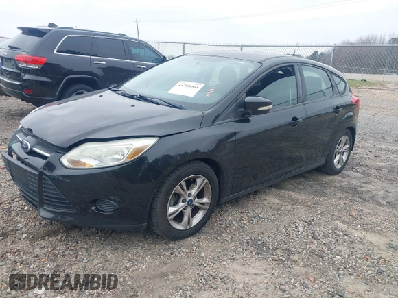2013 Ford Focus SE with VIN 1FADP3K23DL161448, listed as a IAAI auction lot 41788061 with 184,542 mi miles. Bid and sale history available at carsss.com. Image 2.