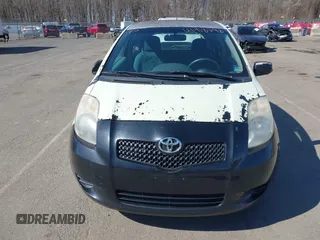 2008 Toyota Yaris with VIN JTDJT923085200317, listed as a IAAI auction lot 41918548 with 168,727 mi miles. Bid and sale history available at carsss.com. Image 6.