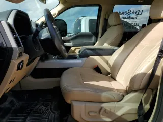 2021 Ford F-450 XL with VIN 1FT8W4DT8MED70361, listed as a Copart auction lot 77518704 with 216,040 mi miles and Salvage Title. Bid and sale history available at carsss.com. Image 7.