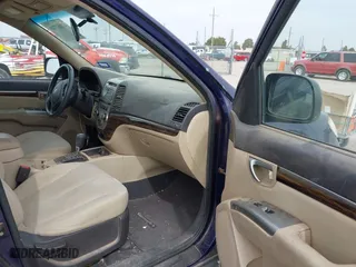 2010 Hyundai Santa Fe GLS with VIN 5NMSG3AB2AH390008, listed as a IAAI auction lot 42067739 with 182,546 mi miles. Bid and sale history available at carsss.com. Image 5.