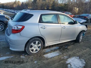 2010 Toyota Matrix z VIN 2T1KU4EE9AC461228, wystawiony jako Copart lot #44038015 z przebiegiem Nie podano mil oraz Tytuł czysty. Historia ofert i sprzedaży dostępna na DreamBid. Obrazek 3.