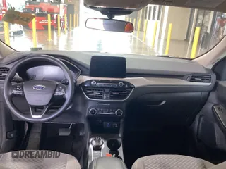 2020 Ford Escape SE z VIN 1FMCU0G60LUC60855, wystawiony jako IAAI lot #42815359 z przebiegiem 116 708 mil mil oraz . Historia ofert i sprzedaży dostępna na DreamBid. Obrazek 15.