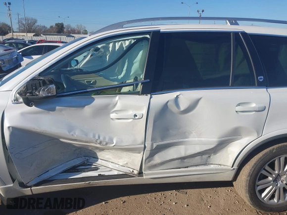 2014 Volvo XC90 with VIN YV4952CY6E1703087, listed as a IAAI auction lot 41675072 with 79,648 mi miles. Bid and sale history available at carsss.com. Image 14.