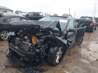 2015 Volkswagen Passat SE с VIN 1VWBV7A30FC066788, выставлен на аукционе IAAI как лот 40450455 с пробегом 84 245 миль миль и . История ставок и продаж доступна на DreamBid. Изображение 18.