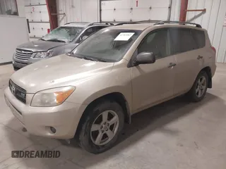 2008 Toyota RAV4 with VIN JTMBK33V185056054, listed as a IAAI auction lot 41702082 with 256,189 mi miles. Bid and sale history available at carsss.com. Image 2.