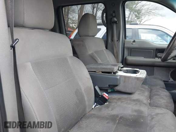 2005 Ford F-150 XLT with VIN 1FTRW12W35KC97855, listed as a IAAI auction lot 41726385 with 295,397 mi miles. Bid and sale history available at carsss.com. Image 5.