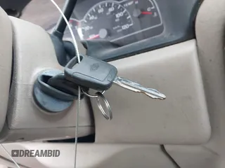 2002 Ford Windstar Sport Standard z VIN 2FMZA57482BB61834, wystawiony jako IAAI lot #41833929 z przebiegiem 209 170 mil mil oraz . Historia ofert i sprzedaży dostępna na DreamBid. Obrazek 11.