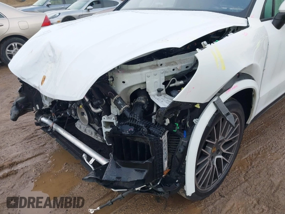 2023 Porsche Cayenne z VIN WP1AA2AY1PDA09213, wystawiony jako IAAI lot #40795024 z przebiegiem 22 522 mil mil oraz . Historia ofert i sprzedaży dostępna na DreamBid. Obrazek 18.