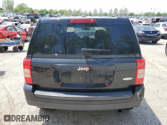 2014 Jeep Patriot Latitude with VIN 1C4NJPFB4ED823020, listed as a Copart auction lot 54746855 with 208,998 mi miles and Clean Title. Bid and sale history available at carsss.com. Image 6.
