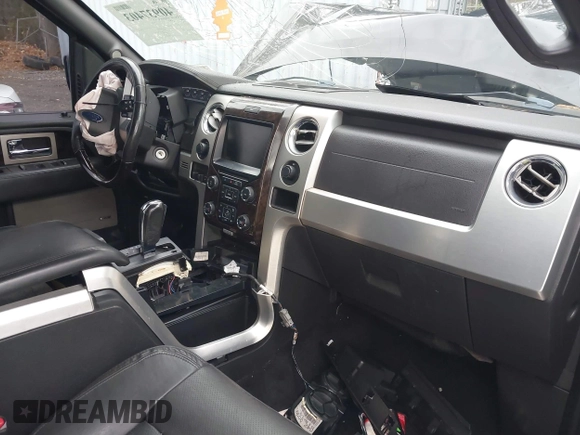 2013 Ford F-150 XL with VIN 1FTFW1ET4DFB56028, listed as a IAAI auction lot 40937403 with 303,294 mi miles. Bid and sale history available at carsss.com. Image 5.