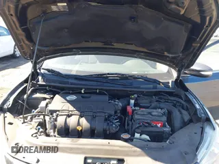 2013 Nissan Sentra SV with VIN 3N1AB7AP7DL619824, listed as a IAAI auction lot 41909137 with 98,357 mi miles. Bid and sale history available at carsss.com. Image 10.