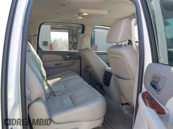 2008 Chevrolet Suburban 3LT with VIN 3GNFC16068G149218, listed as a IAAI auction lot 41779888 with 152,951 mi miles and . Bid and sale history available at DreamBid. Image 8.